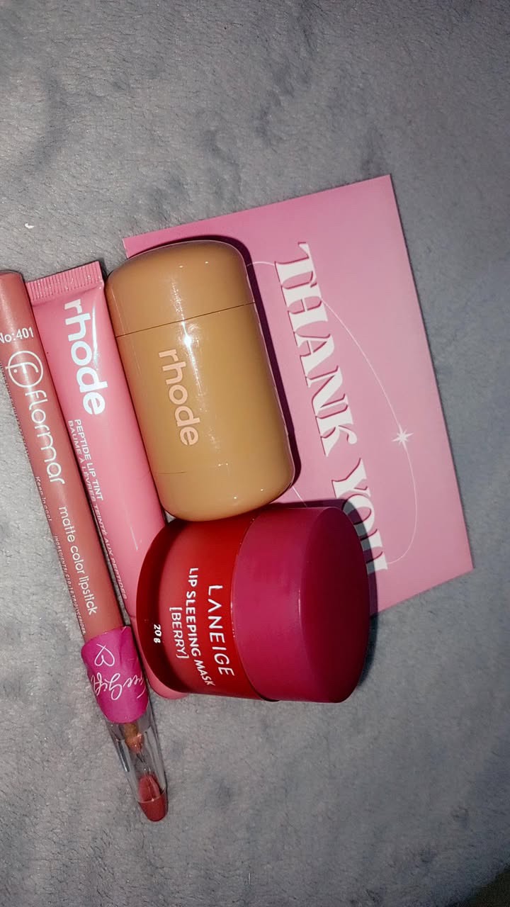 rhode Peptide Lip 2点& Pocket Blushセット the duos piggy + ribbon | rhode skin